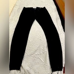 Woman’s Frame Skinny Jeans